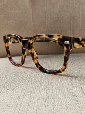 Warby Parker Eyeglasses Frame Brown Tortoise EVERETT 235 Eyewear Glasses Frame